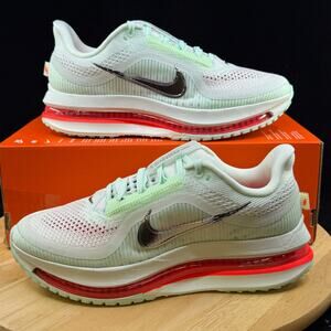 Nike Air Zoom Pegasus Premium Barely Green HQ2592-301 Size 7.5M/ 9W